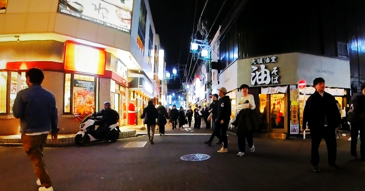 綱島駅前の商店街