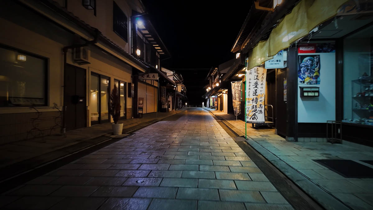 NHK Taiga Drama "Toyotomi Kyōdai!" banners and displays on the street